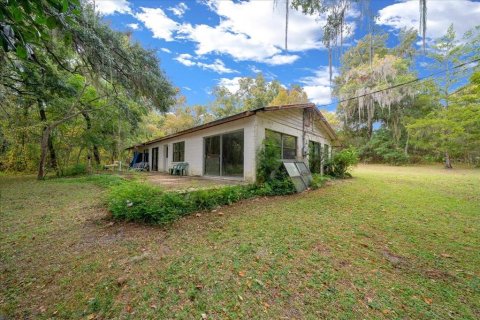 House in Keystone Heights, Florida 3 bedrooms, 147.9 sq.m. № 2143135 - photo 27