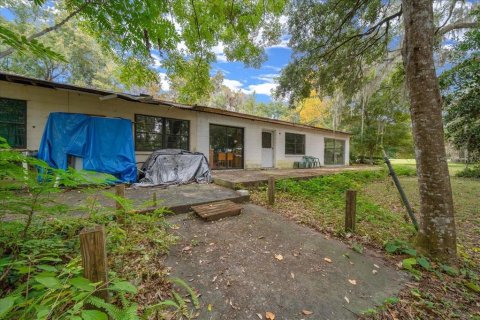 House in Keystone Heights, Florida 3 bedrooms, 147.9 sq.m. № 2143135 - photo 26