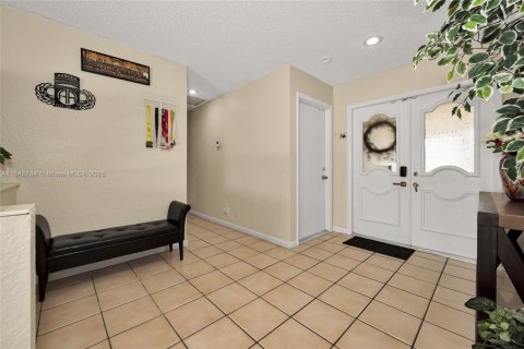 Villa ou maison à vendre à Tamarac, Floride: 3 chambres, 171.78 m2 № 2034432 - photo 12