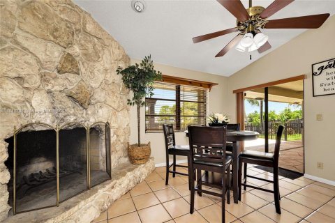 Villa ou maison à vendre à Tamarac, Floride: 3 chambres, 171.78 m2 № 2034432 - photo 21