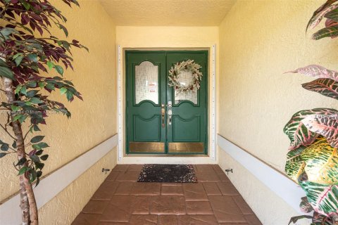 Villa ou maison à vendre à Tamarac, Floride: 3 chambres, 171.78 m2 № 2034432 - photo 8