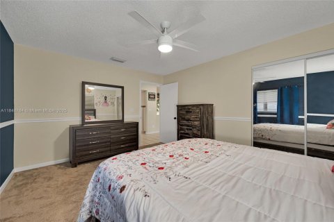Villa ou maison à vendre à Tamarac, Floride: 3 chambres, 171.78 m2 № 2034432 - photo 23