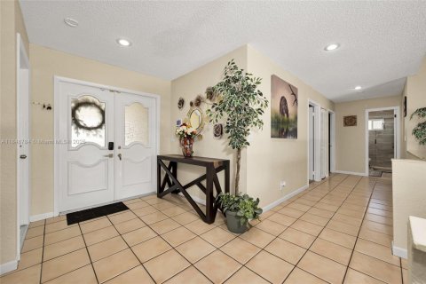 Villa ou maison à vendre à Tamarac, Floride: 3 chambres, 171.78 m2 № 2034432 - photo 11