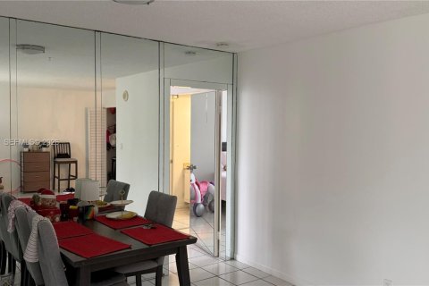 Купить кондоминиум в Санни-Айлс-Бич, Флорида 1 спальня, 71.26м2, № 2011042 - фото 15