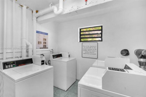 Купить кондоминиум в Санни-Айлс-Бич, Флорида 1 спальня, 71.26м2, № 2011042 - фото 29