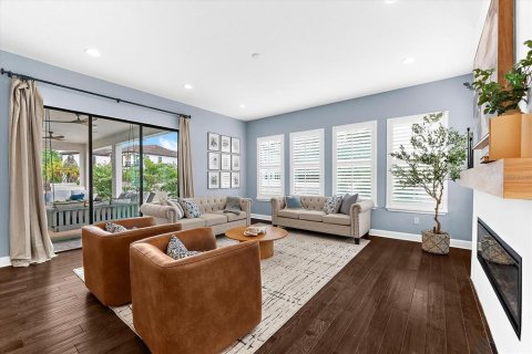 House in Tampa, Florida 6 bedrooms, 400.78 sq.m. № 1825381 - photo 12