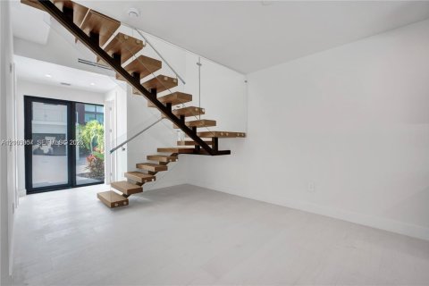 Touwnhouse à vendre à Dania Beach, Floride: 3 chambres, 189.52 m2 № 2418092 - photo 10