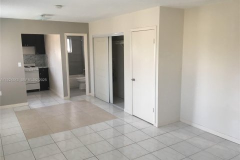 Appartement à louer à Miami Beach, Floride: 41.81 m2 № 1983084 - photo 4