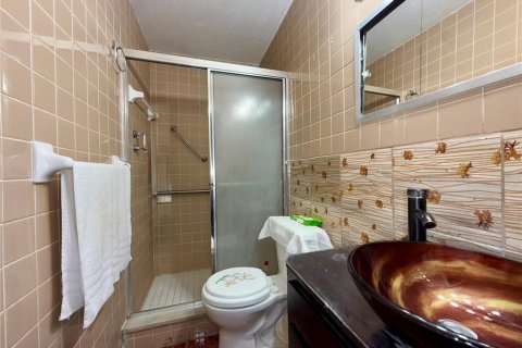 Villa ou maison à vendre à Orlando, Floride: 3 chambres, 116.59 m2 № 2206238 - photo 29