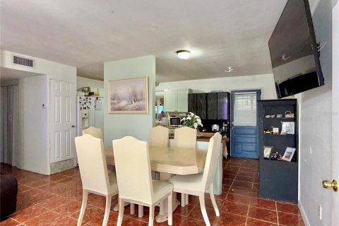 Villa ou maison à vendre à Orlando, Floride: 3 chambres, 116.59 m2 № 2206238 - photo 12