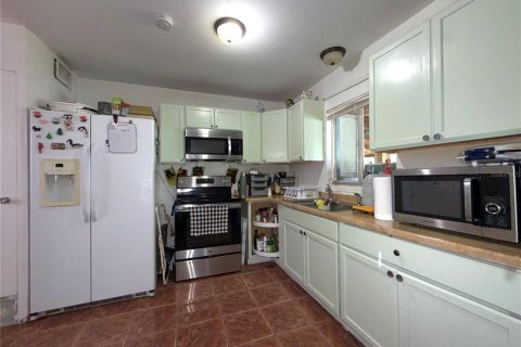 Villa ou maison à vendre à Orlando, Floride: 3 chambres, 116.59 m2 № 2206238 - photo 15