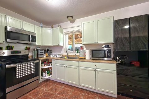Villa ou maison à vendre à Orlando, Floride: 3 chambres, 116.59 m2 № 2206238 - photo 16