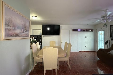 Villa ou maison à vendre à Orlando, Floride: 3 chambres, 116.59 m2 № 2206238 - photo 10