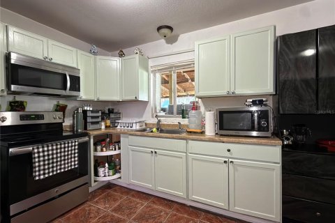 Villa ou maison à vendre à Orlando, Floride: 3 chambres, 116.59 m2 № 2206238 - photo 17