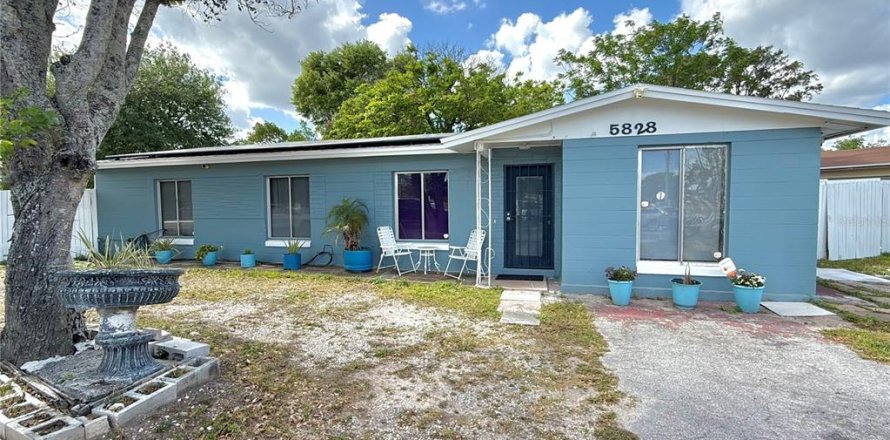 Villa ou maison à Orlando, Floride 3 chambres, 116.59 m2 № 2206238