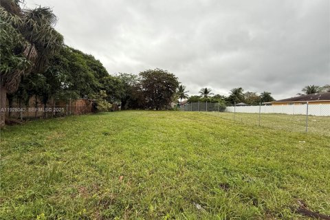 Terrain à vendre à Fort Lauderdale, Floride № 1988188 - photo 3