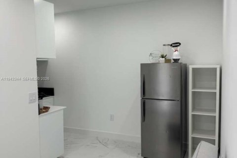Immobilier commercial à louer à Miami, Floride: 1 chambre, 141.58 m2 № 1999602 - photo 25