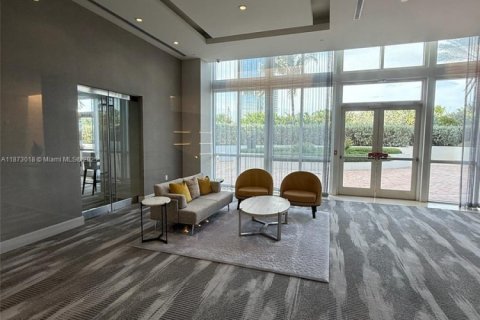 Copropriété à louer à Sunny Isles Beach, Floride: 2 chambres, 153.2 m2 № 1924072 - photo 30