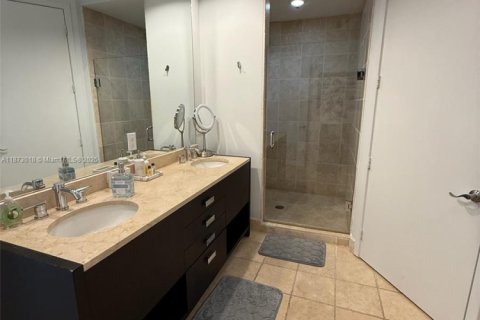 Copropriété à louer à Sunny Isles Beach, Floride: 2 chambres, 153.2 m2 № 1924072 - photo 26