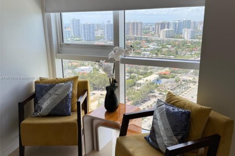 Copropriété à louer à Sunny Isles Beach, Floride: 2 chambres, 153.2 m2 № 1924072 - photo 20