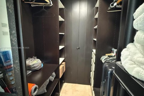 Copropriété à louer à Sunny Isles Beach, Floride: 2 chambres, 153.2 m2 № 1924072 - photo 23