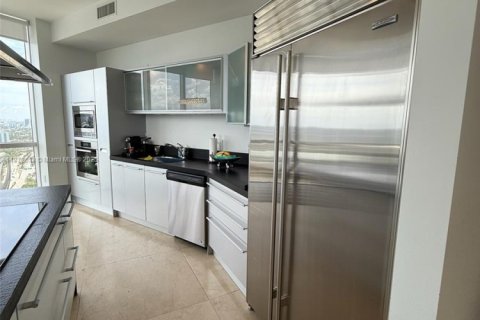 Copropriété à louer à Sunny Isles Beach, Floride: 2 chambres, 153.2 m2 № 1924072 - photo 9