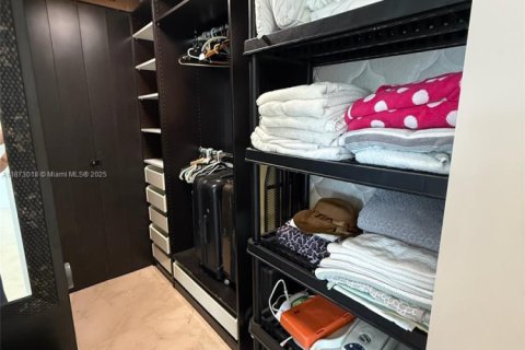 Copropriété à louer à Sunny Isles Beach, Floride: 2 chambres, 153.2 m2 № 1924072 - photo 22