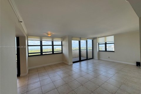 Condominio en venta en Miami Beach, Florida, 2 dormitorios, 93.37 m2 № 1956605 - foto 4