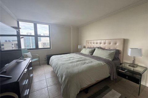 Condominio en venta en Miami Beach, Florida, 2 dormitorios, 93.37 m2 № 1956605 - foto 27
