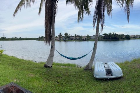 Снять в аренду виллу или дом в Мирамар, Флорида 3 спальни, 124.86м2, № 2004603 - фото 7