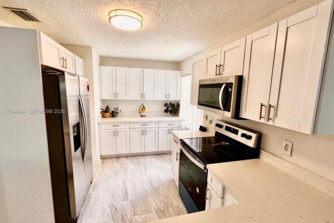 Снять в аренду виллу или дом в Мирамар, Флорида 3 спальни, 124.86м2, № 2004603 - фото 15