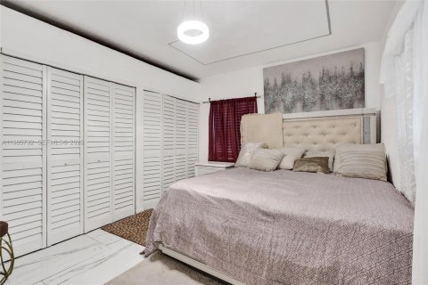 Villa ou maison à vendre à North Miami Beach, Floride: 3 chambres, 106.84 m2 № 2048365 - photo 10