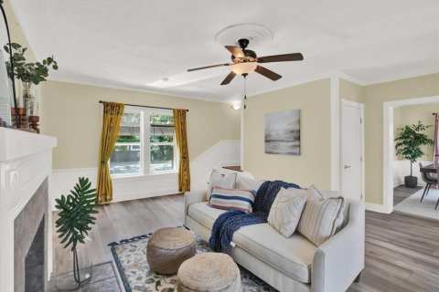 Casa en venta en Gulfport, Florida, 5 dormitorios, 288.93 m2 № 1901003 - foto 9