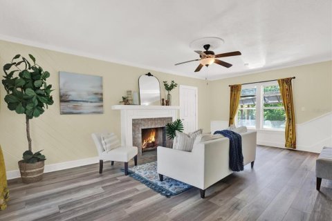Casa en venta en Gulfport, Florida, 5 dormitorios, 288.93 m2 № 1901003 - foto 8