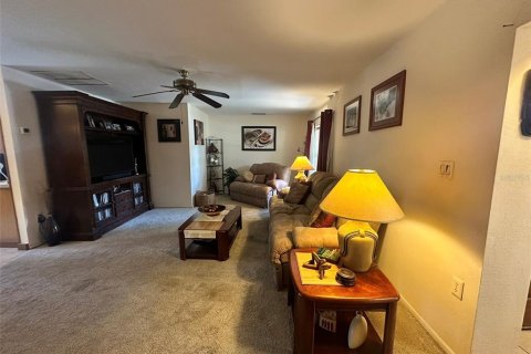Casa en venta en Orlando, Florida, 3 dormitorios, 123.56 m2 № 2229665 - foto 9