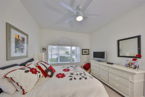 Townhouse in Sun City Center, Florida 2 bedrooms, 172.24 sq.m. № 1576256 - photo 29