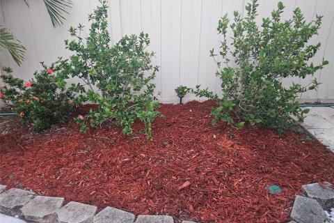 House in Largo, Florida 3 bedrooms, 143.63 sq.m. № 2227478 - photo 21