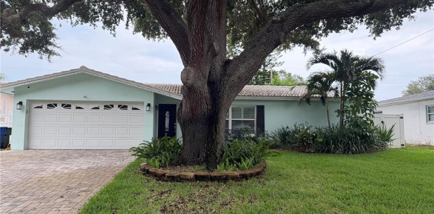 Casa en Largo, Florida 3 dormitorios, 143.63 m2 № 2227478