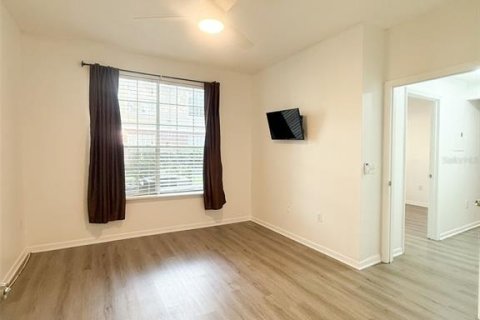 Condo in Orlando, Florida, 2 bedrooms  № 2108013 - photo 16
