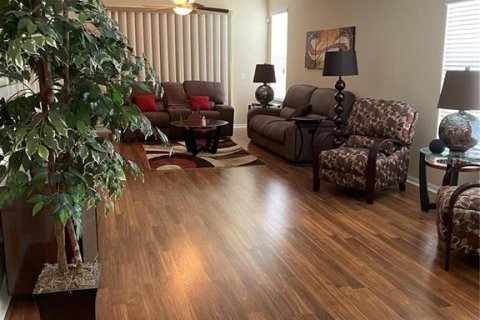 Casa en alquiler en Riverview, Florida, 3 dormitorios, 162.67 m2 № 1769204 - foto 4