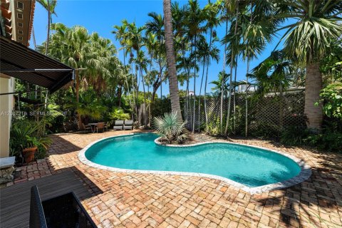 Villa ou maison à vendre à Miami Beach, Floride: 4 chambres, 219.16 m2 № 2074500 - photo 9