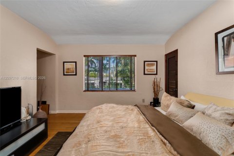Villa ou maison à vendre à Miami Beach, Floride: 4 chambres, 219.16 m2 № 2074500 - photo 24