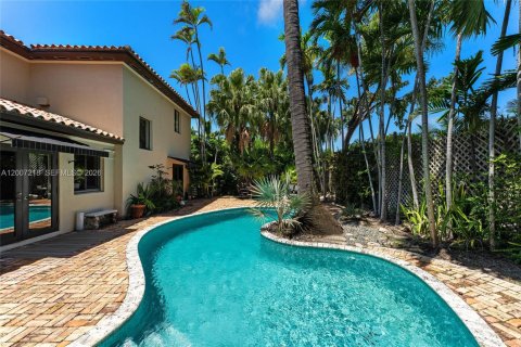 Villa ou maison à vendre à Miami Beach, Floride: 4 chambres, 219.16 m2 № 2074500 - photo 19