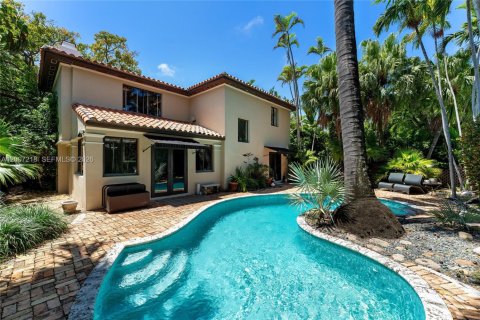 Villa ou maison à vendre à Miami Beach, Floride: 4 chambres, 219.16 m2 № 2074500 - photo 10