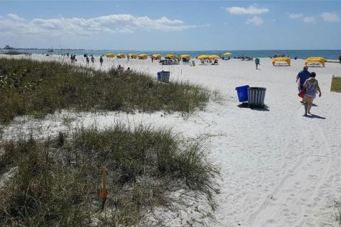 Land in Saint Pete Beach, Florida № 1583401 - photo 3