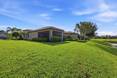 Villa ou maison à vendre à Lakewood Ranch, Floride: 2 chambres, 143.35 m2 № 2349969 - photo 22