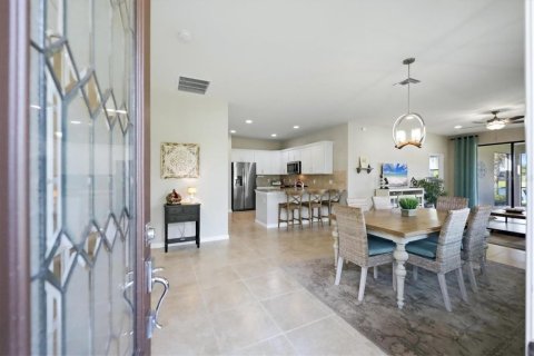 Villa ou maison à vendre à Lakewood Ranch, Floride: 2 chambres, 143.35 m2 № 2349969 - photo 7
