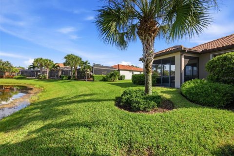 Villa ou maison à vendre à Lakewood Ranch, Floride: 2 chambres, 143.35 m2 № 2349969 - photo 23