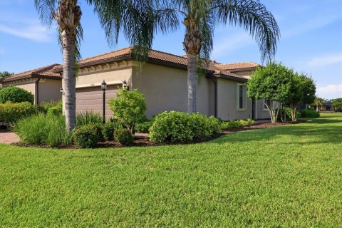 Villa ou maison à vendre à Lakewood Ranch, Floride: 2 chambres, 143.35 m2 № 2349969 - photo 5