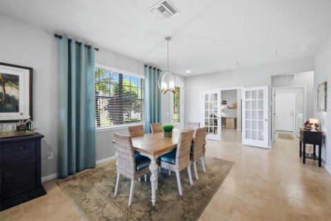 Villa ou maison à vendre à Lakewood Ranch, Floride: 2 chambres, 143.35 m2 № 2349969 - photo 10